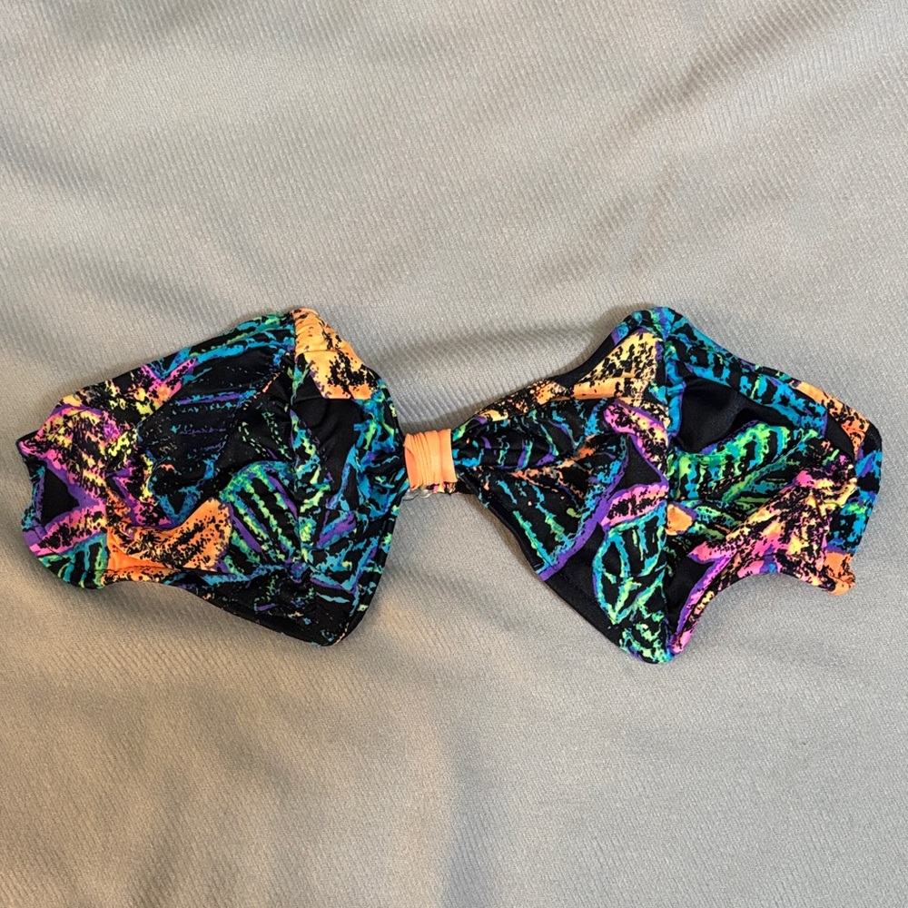 Sassafras vintage Colorful Abstract Women's Bikini Top M-L